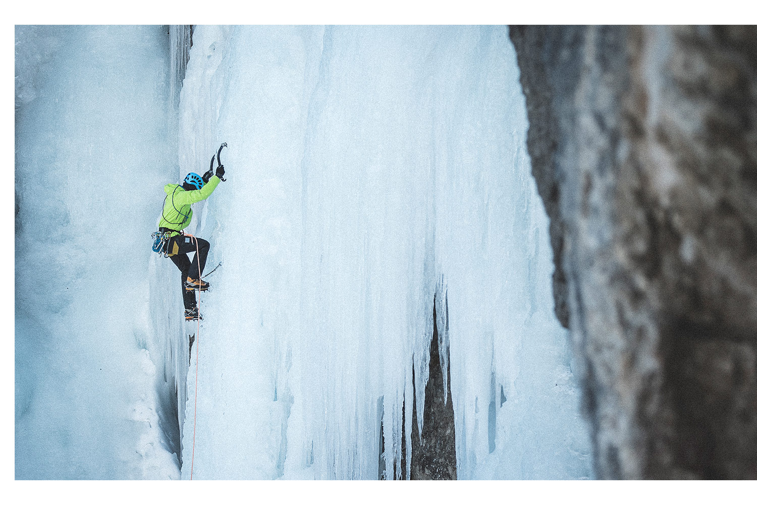 STOCK FOOTAGE / Iceclimbing